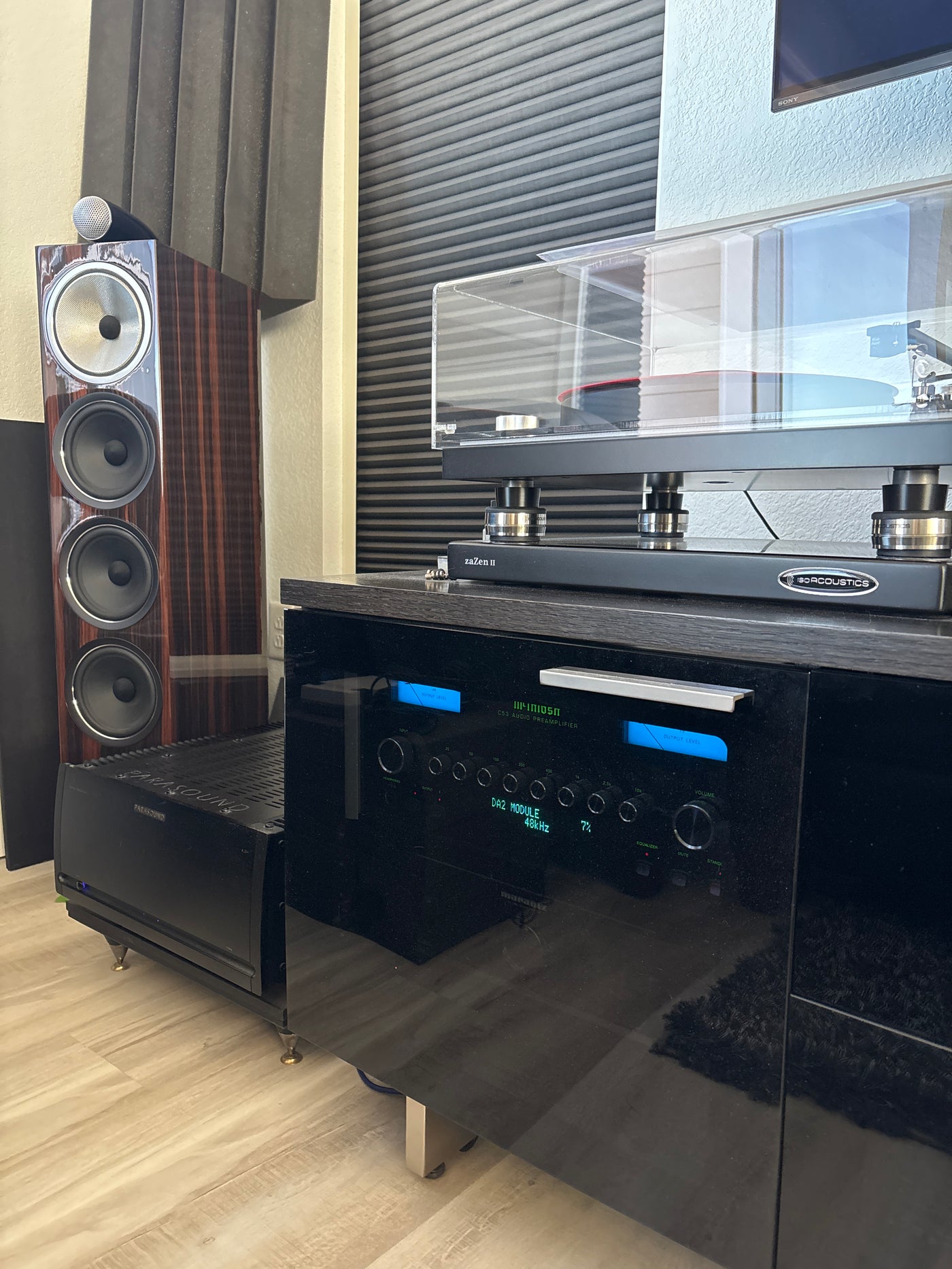 HALO A21+ Power Amp paired with Bowers & Wilkins 702 S2 Signature